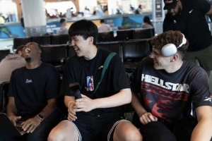 HTH Sports-队记：杨瀚森肯定打揭幕战 下季克林根场均28分钟&amp;杨瀚森约18分钟